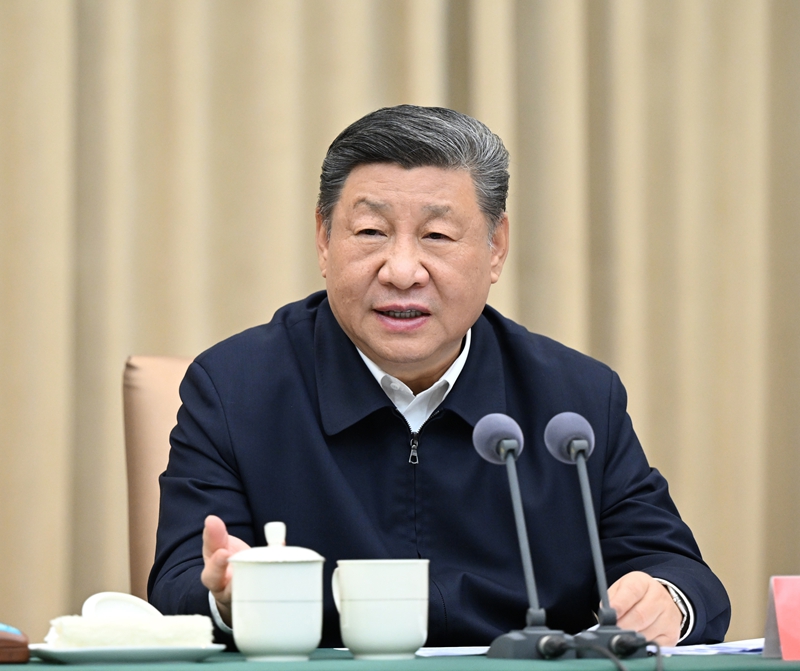 ??2月8日上午，中共中央總書記、國家主席、中央軍委主席習(xí)近平在吉林省長春市聽取吉林省委和省政府工作匯報(bào)，發(fā)表了重要講話。